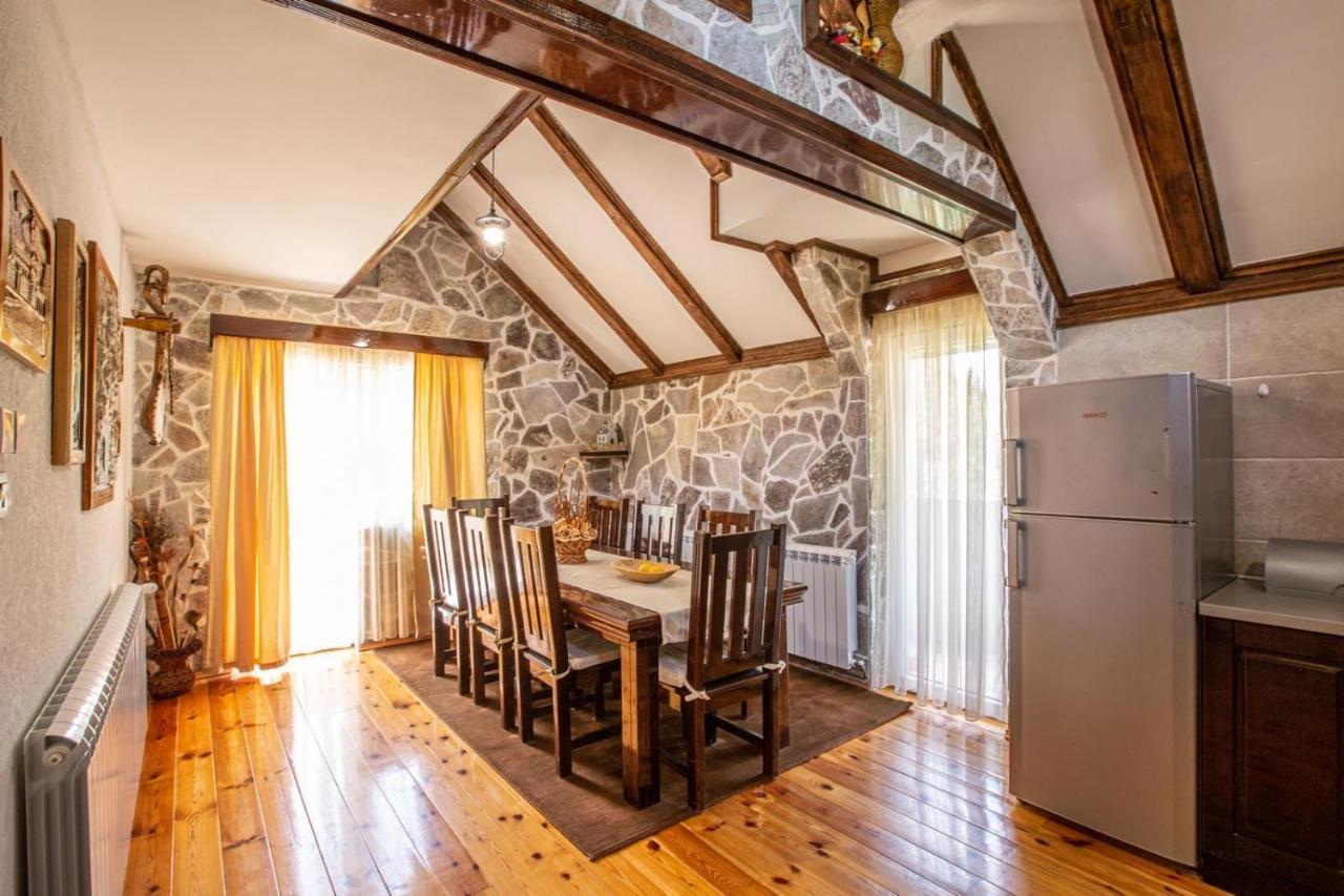 Family Spa Apartments Sunny&Shiny Savnik Room photo
