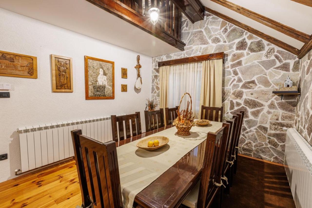 Family Spa Apartments Sunny&Shiny Savnik Room photo